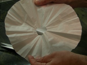 The completed paper lid...